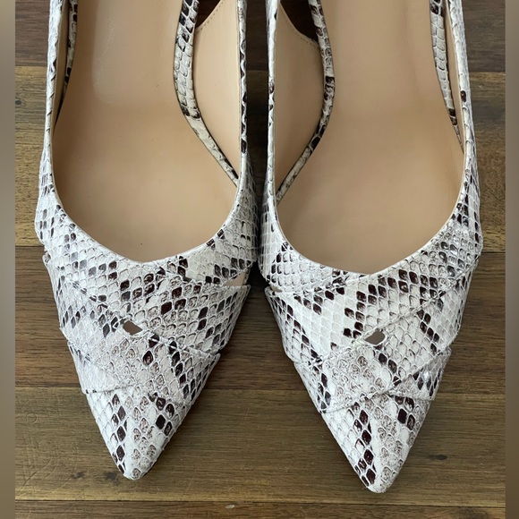 Franco Sarto Patina Cutout Block Heel White & Grey Snake Print Size 7.5 NWOT - Picture 2 of 4